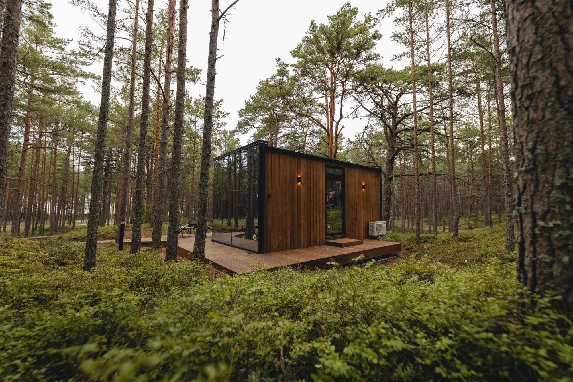 Oeoed Hoetels Lohusalu Leida & Enno Laulasmaa Exterior photo