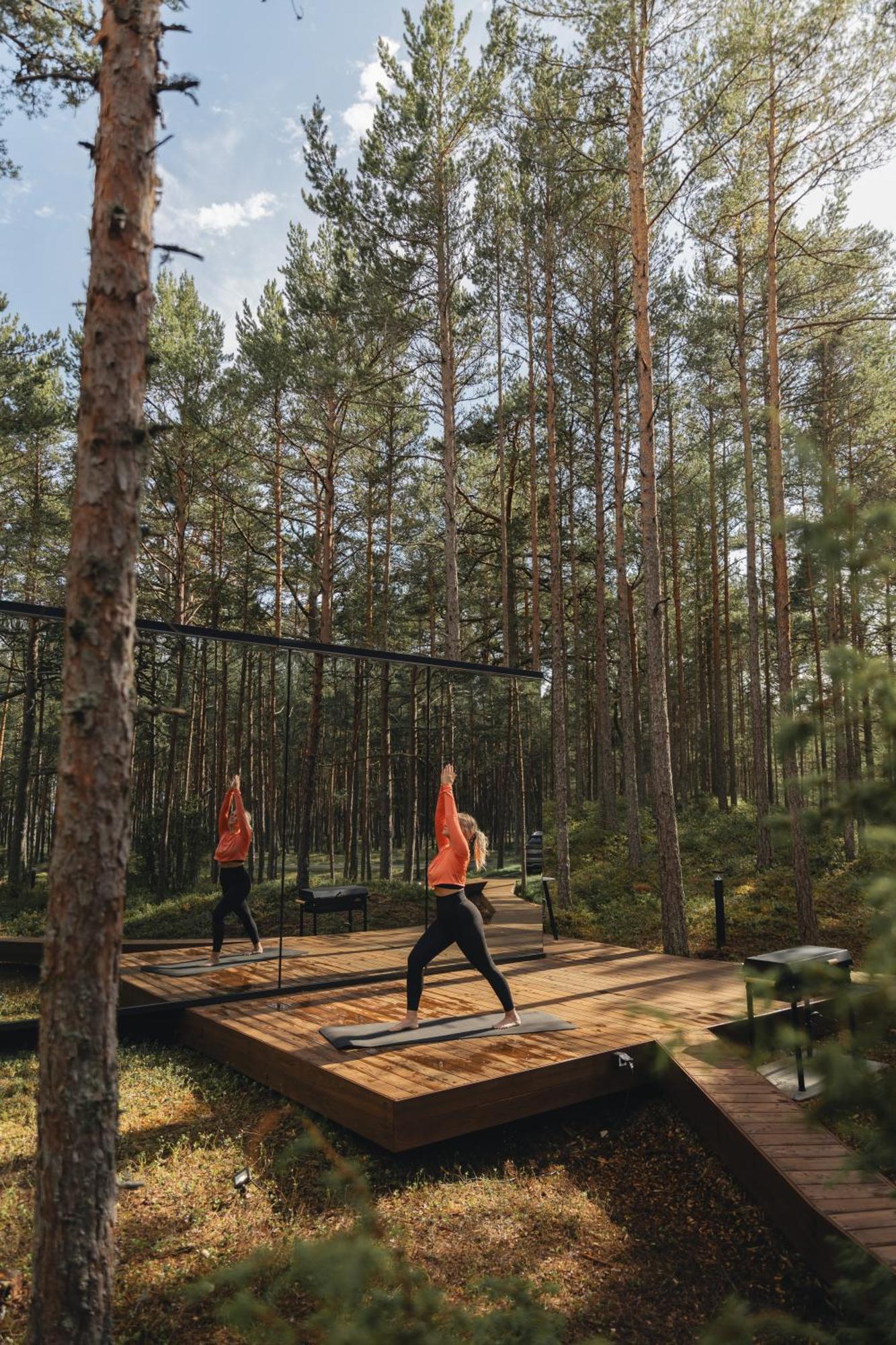 Oeoed Hoetels Lohusalu Leida & Enno Laulasmaa Exterior photo